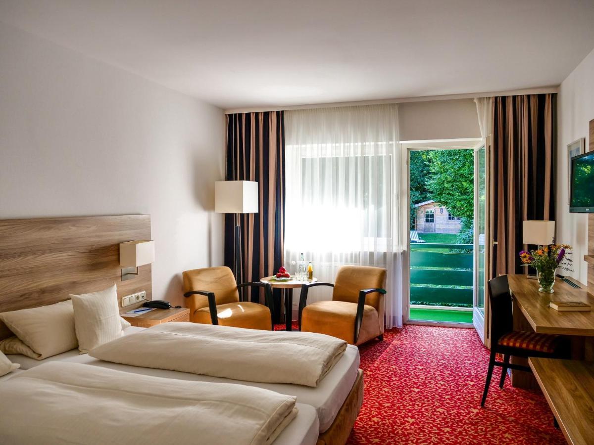 Hotel Garni Christl Bad Griesbach  Exteriör bild